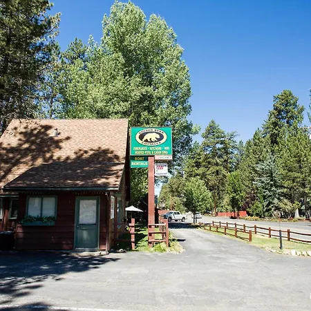 Golden Bear Cottages-3